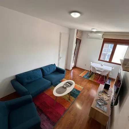 Downtown Old Town * بودغوريتْسا