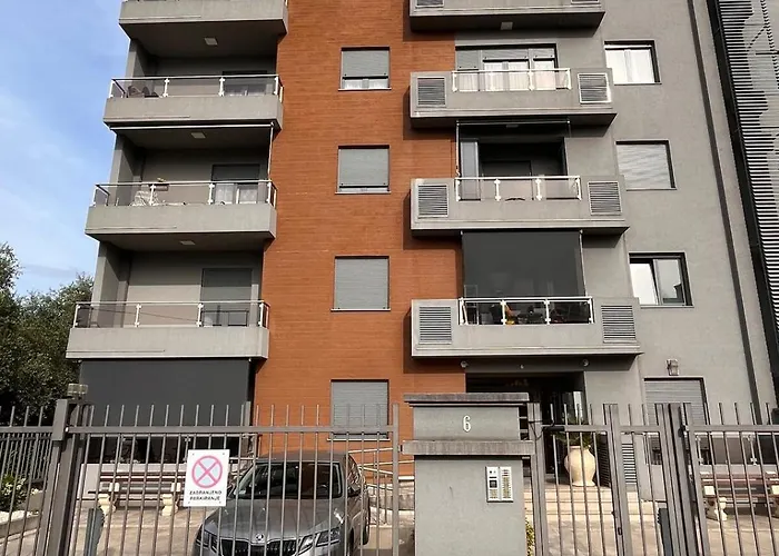 Downtown Old Town Apartman *